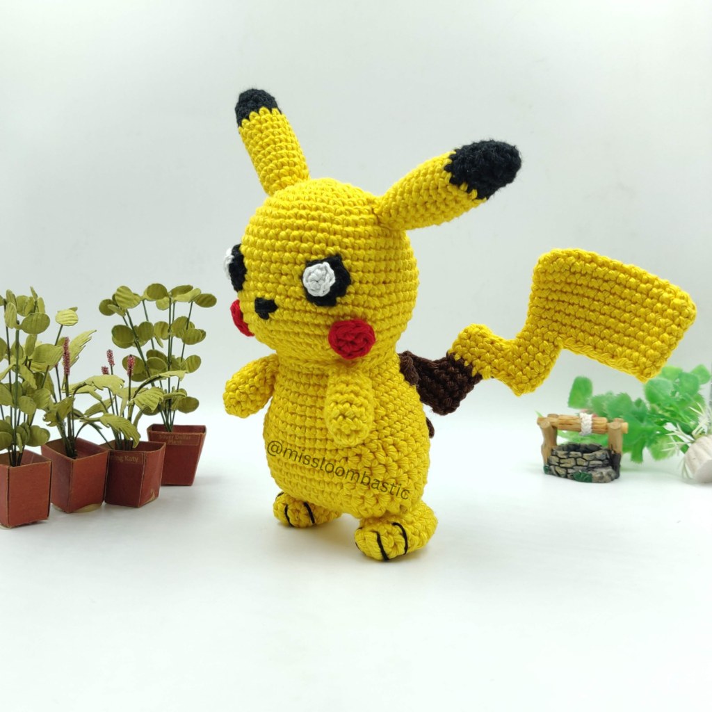 Pikachu Pokemon Amigurumi / Crochet Collectible toy - Loombastic Studios