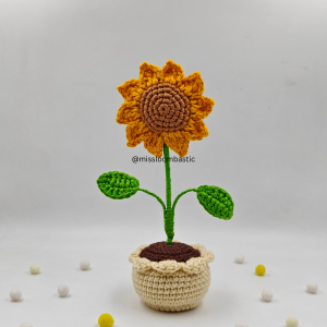 Handmade Sunflower Pot Amigurumi – Crochet Sunflower Plant in a Pot for Home Décor and Gifts