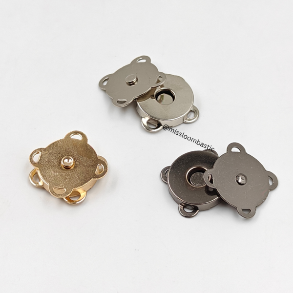 Bear-Shaped Magnetic Snap Button Set