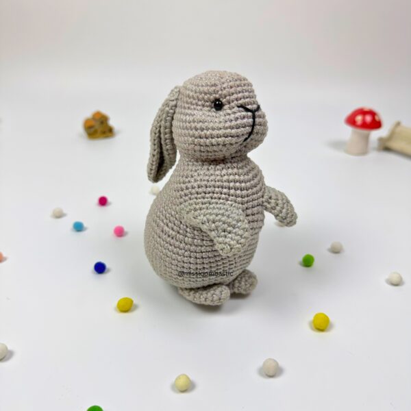 sitting bunny amigurumi crochet bunny plush